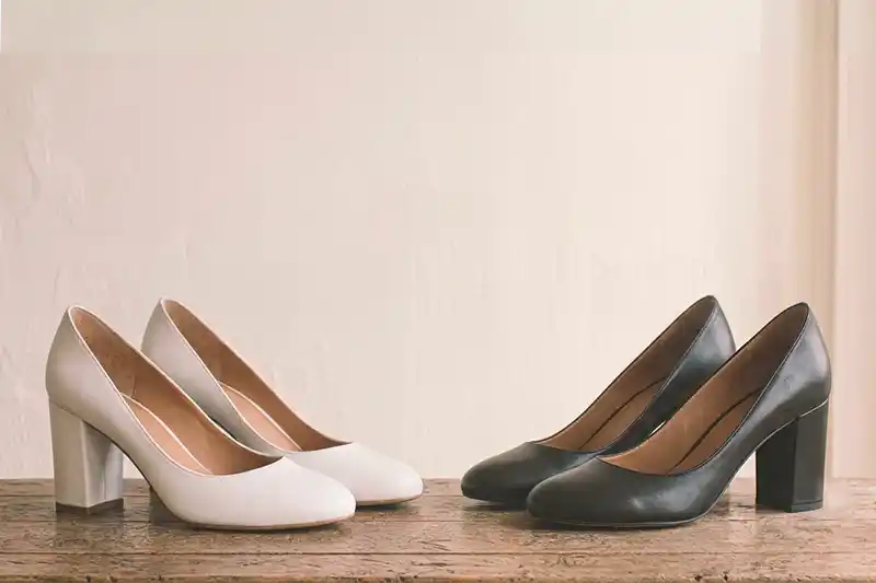 شلوار راسته با کفش پاشنه بلاک